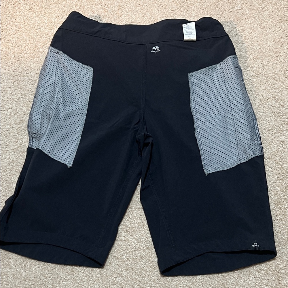 Men's Black Shuttle Mountain Bike Shorts L - Picture 8 of 10